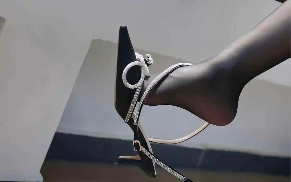 西檬之家-k8猫系角色解析：BDSM社群中的傲娇与独立